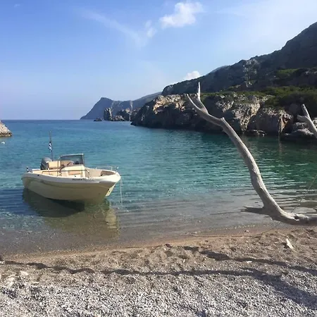 Hotel To Votsalo-beach Side & Taverna