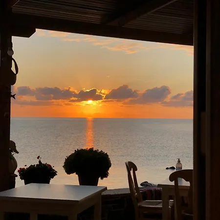To Votsalo-beach Side & Taverna ホテル Spoa
