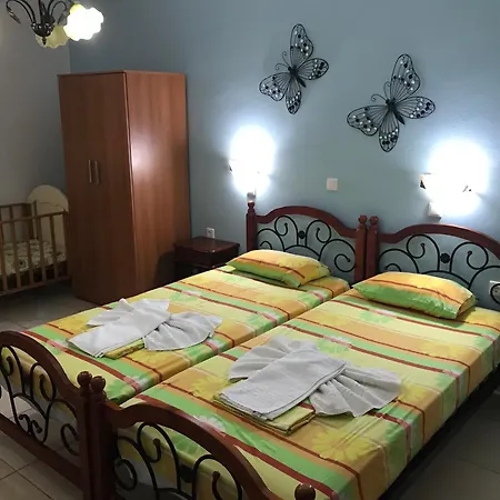 To Votsalo-beach Side & Taverna 3*