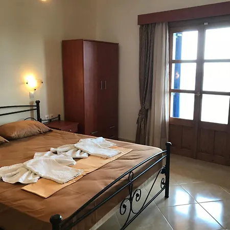 To Votsalo-beach Side & Taverna