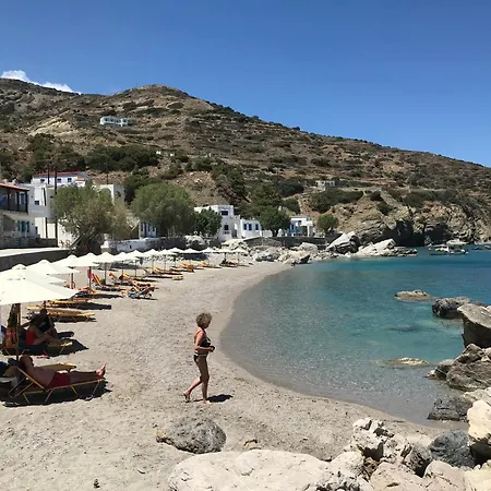 Hotel To Votsalo-beach Side & Taverna Spoa