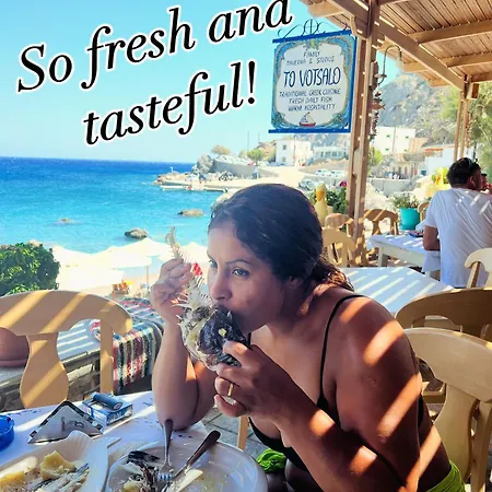 To Votsalo-beach Side & Taverna Hotel