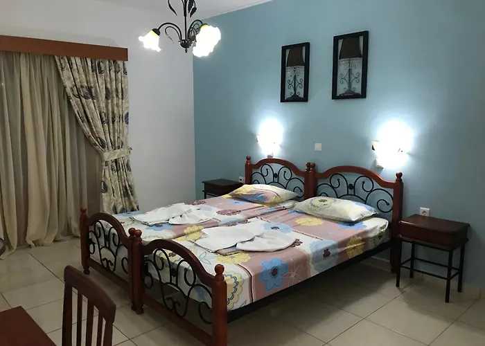 Hotel To Votsalo-beach Side & Taverna 3*