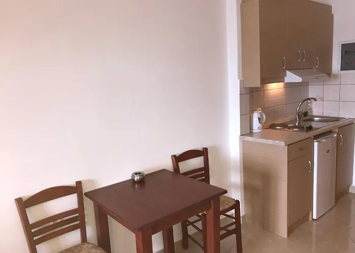 Hotel To Votsalo-beach Side & Taverna