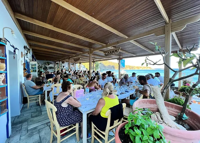 Hotel To Votsalo-beach Side & Taverna Spoa