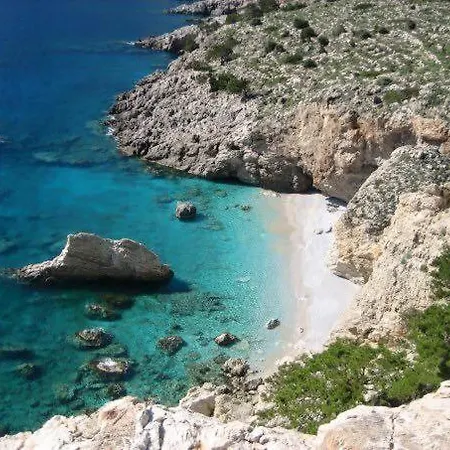 To Votsalo-beach Side & Taverna Отель