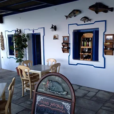 To Votsalo-beach Side & Taverna 3*