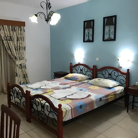 Отель To Votsalo-beach Side & Taverna 3*