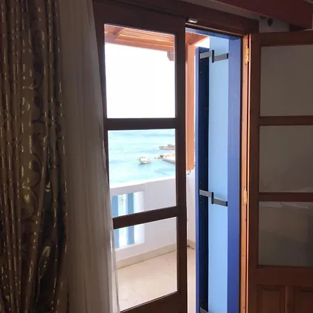 Hotel To Votsalo-beach Side & Taverna
