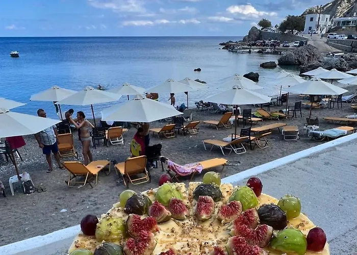To Votsalo-beach Side & Taverna ホテル Spoa